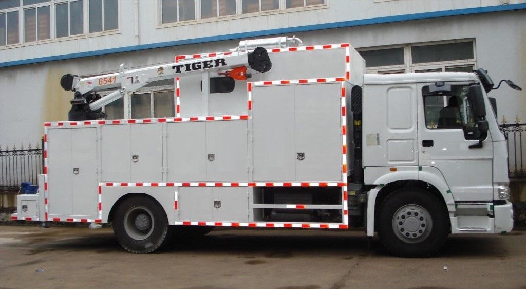 器材装备车