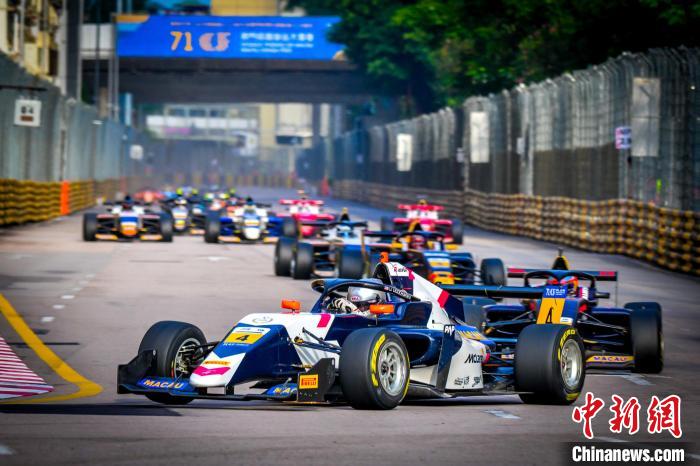 澳门格兰披治大赛车落幕，美国小将乌高卓古在