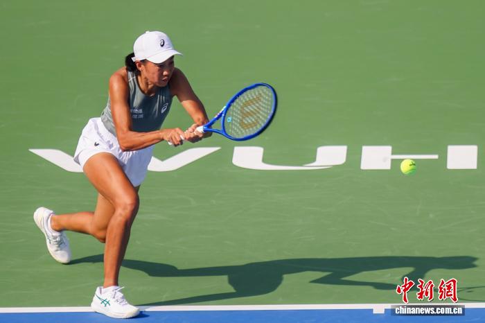 张帅武网女单第二轮胜科斯蒂亚 成首位晋级16强