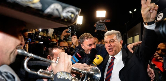 拉波尔塔连任巴萨主席：未来五年打造强队与新