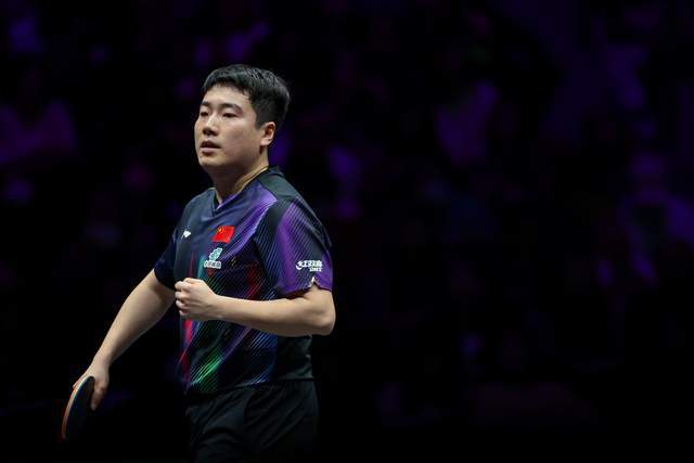 向鹏逆袭温瑞博两度折戟 国乒男队伦敦世乒赛席