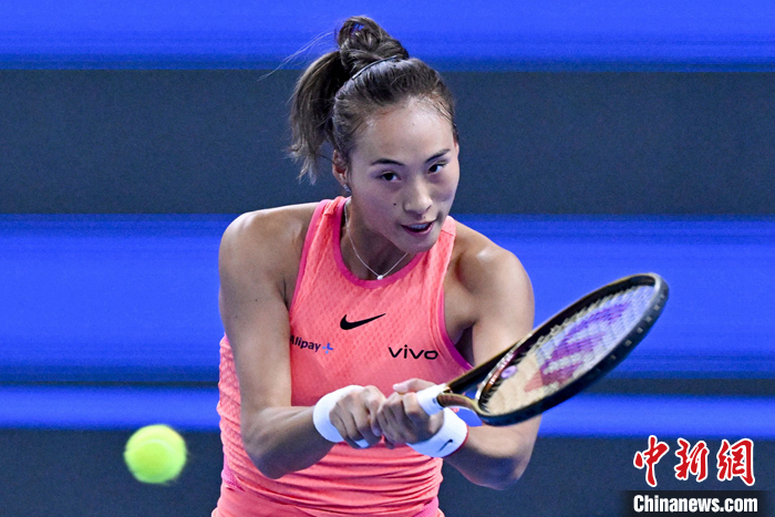 郑钦文奥运后回到北京本土首秀仅耗75分钟光速取